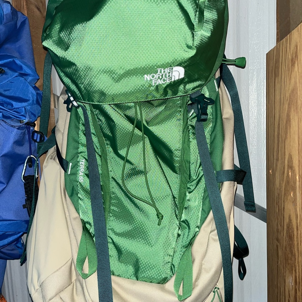 Like new-Terra 65 Backpack